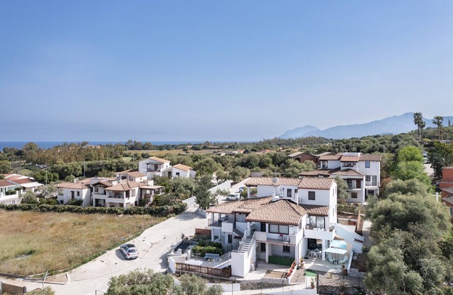 Holiday Home "Ri - Ale" with Private Terrace, Private Parking & Wi-Fi