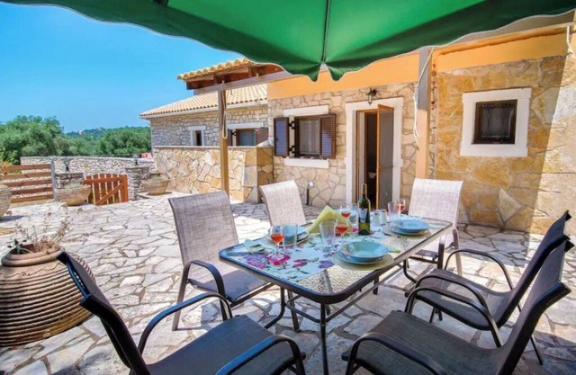 Holiday Home 'Ria Sweet Home Paxos' with Private Terrace, Private Garden and Wi-Fi