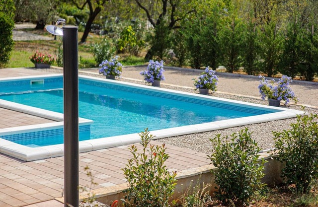 Holiday Home Rokoko - Two Bedroom Holiday Home with Swimming Pool