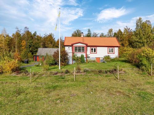 Holiday Home Skjutsmåla by Interhome