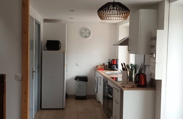 Holiday Home 'Ty Ma Zud' with Private Terrace and Wi-Fi