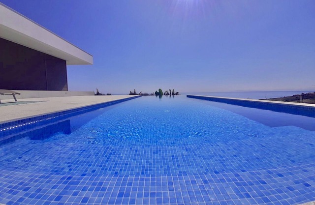 Holiday Home "Villa Camacho xxviii - Vargem House" with Sea View, Pool & Wi-Fi