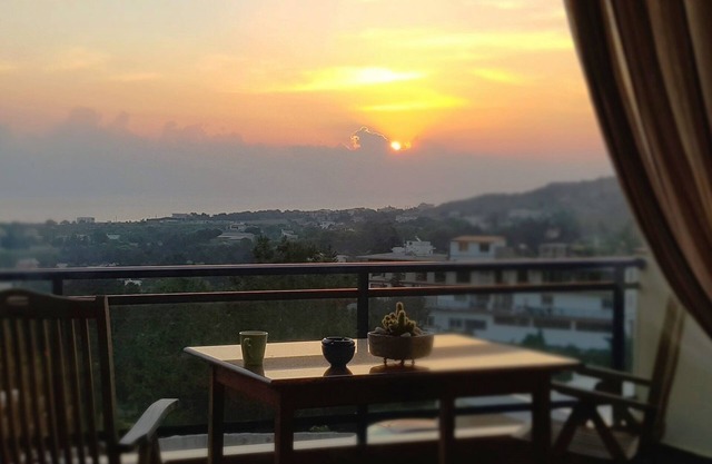 Holiday home with amazing view of the city and the sea