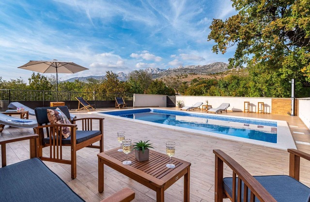 Holiday Home Zaton With Pool Near River Canyon