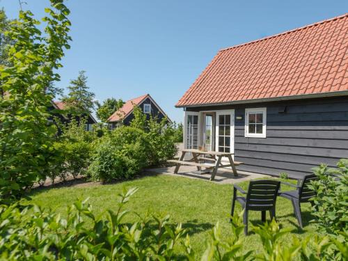 Holiday Home Zeeuwse Cottage Wemeldinge-1 by Interhome