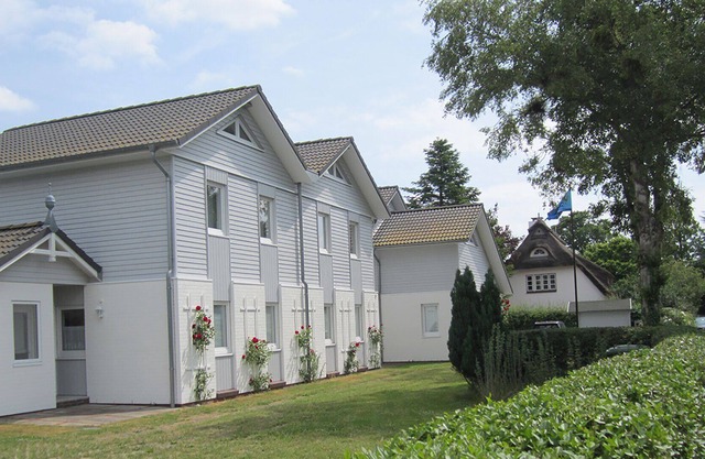 holiday house, 2 bedrooms, for 2-4 pers., garden, terrace, close to sea