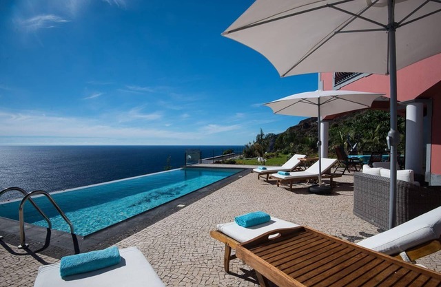 Holiday house Arco da Calheta for 1 - 6 persons with 3 bedrooms - Holiday house