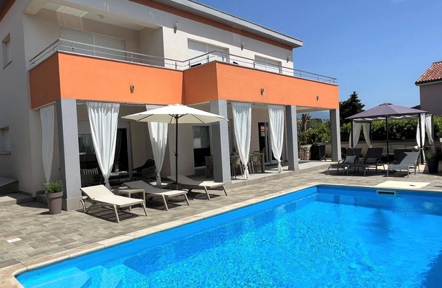Holiday house Barbat na Rabu for 1 - 9 persons with 4 bedrooms - Holiday house