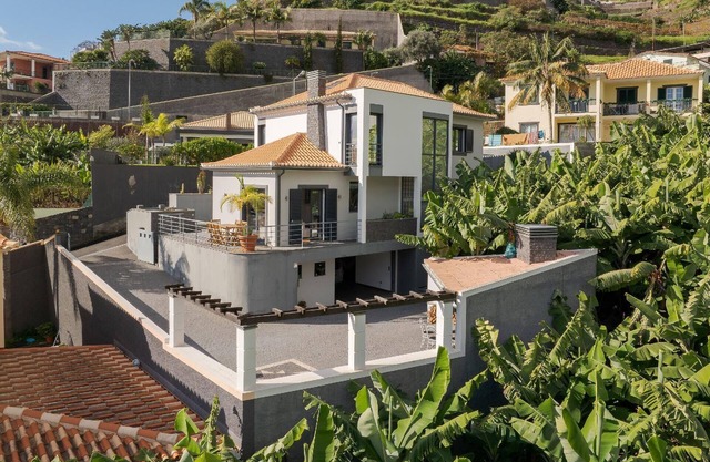 Holiday house Câmara de Lobos for 1 - 6 persons with 3 bedrooms - Holiday house