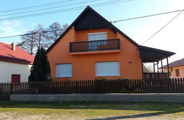 Holiday house Fonyód for 1 - 3 persons with 2 bedrooms - Holiday house