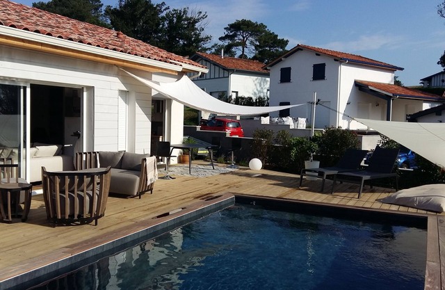 HOLIDAY HOUSE IN BIARRITZ