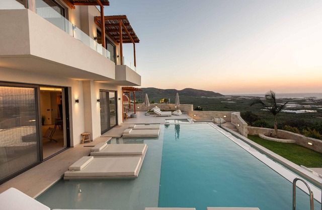 Holiday house Kissamos Kriti for 1 - 16 persons with 7 bedrooms - Holiday home