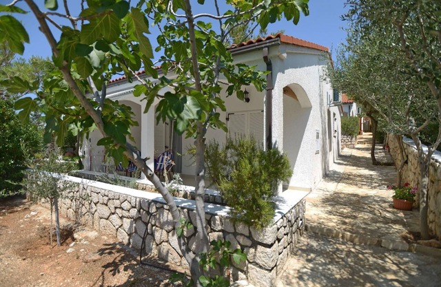 Holiday house Kolan for 1 - 4 persons with 2 bedrooms - Holiday house