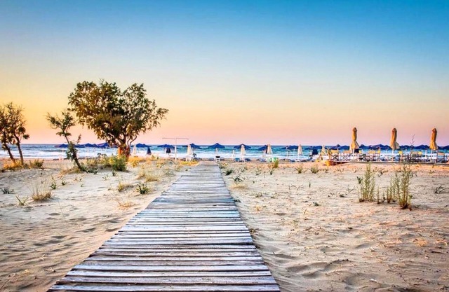 Holiday house Kourna for 1 - 8 persons with 3 bedrooms - Holiday house