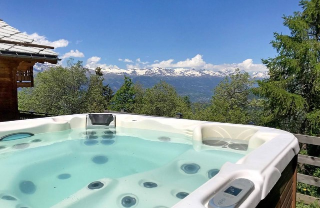 Holiday house Les Collons for 1 - 10 persons with 5 bedrooms - Detached holiday house