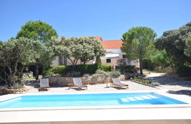 Holiday house Mandre for 1 - 10 persons with 4 bedrooms - Holiday house