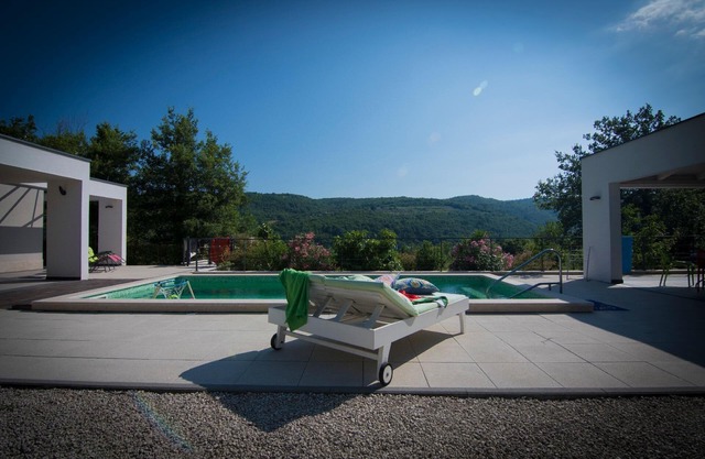 Holiday house Motovun for 1 - 6 persons with 2 bedrooms - Row house