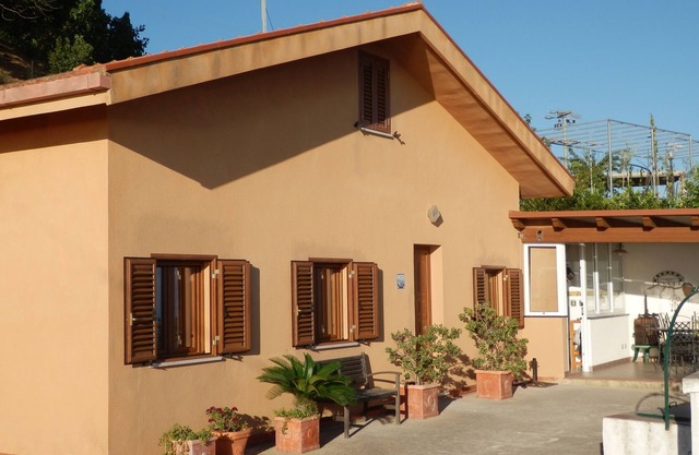 Holiday house near Cefalu with panoramic sea view