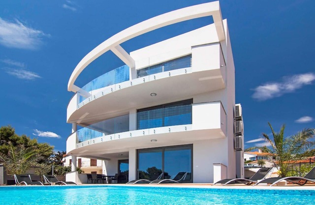 Holiday house Premantura for 1 - 12 persons with 6 bedrooms - Row house