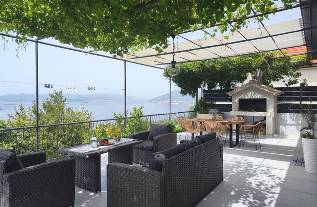 Holiday house with a parking space Postup, Pelješac (K-19954)