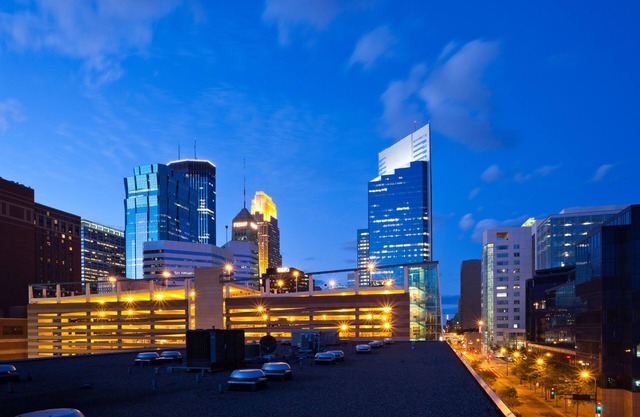 Holiday Inn Express Hotel & Suites Downtown Minneapolis by IHG