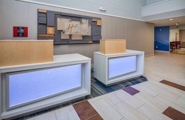 Holiday Inn Express Sunnyvale - Silicon Valley by IHG