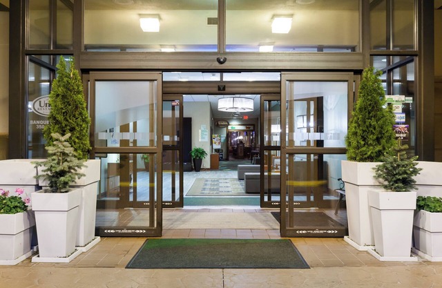 Holiday Inn Weirton - Steubenville Area by IHG