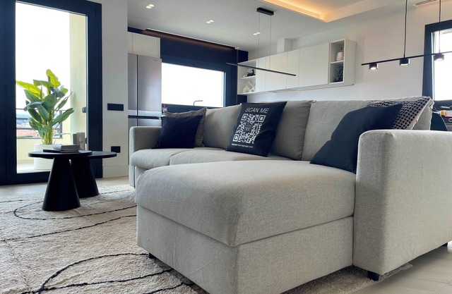 Holiday Luxury 2BR Penthouse+ Terrace+ Great view+ Parking