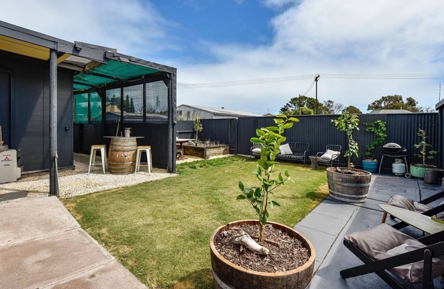 Holiday Rental - 59 James Street Kingston