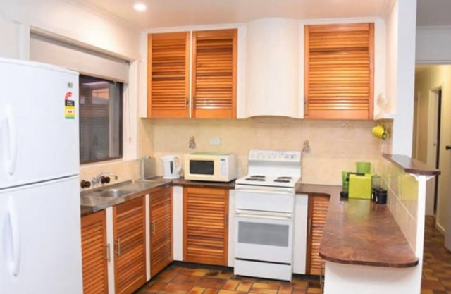 HOLIDAY RENTAL - 74 Marine Parade