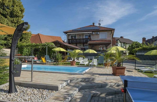 Holiday room not far from the thermal bath