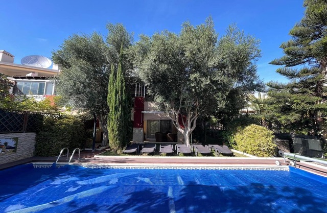 Holiday Villa 'Private Pool Los Cristianos' with Mountain View, Wi-Fi and Air Conditioning