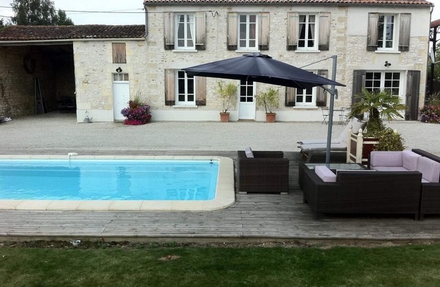 Holiday villa with view of the water