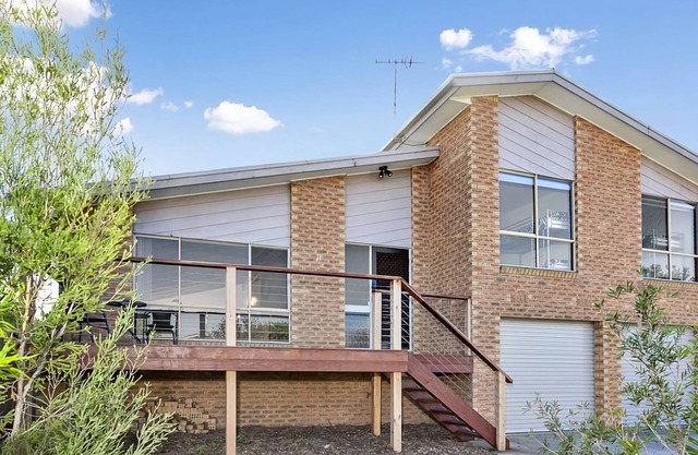 Holyhead On Whites Beach 11