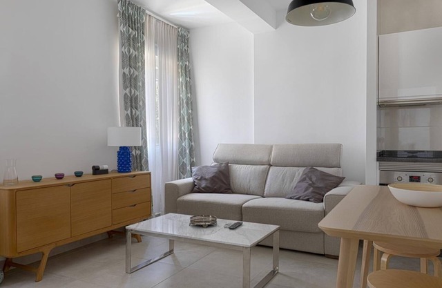 HOMEABOUT JUAN DE AUSTRIA APARTMENT