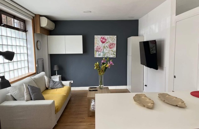 HOMEABOUT MADRID RÍO APARTMENT II