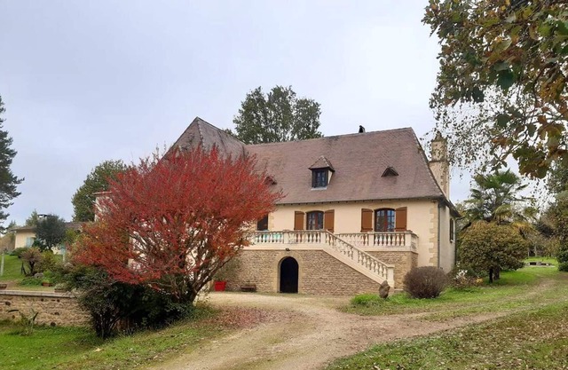Homerez - Big house for 14 ppl. with terrace and balcony at Le Bugue