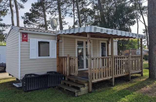 Homerez - Bungalow, Saint-Julien-en-Born