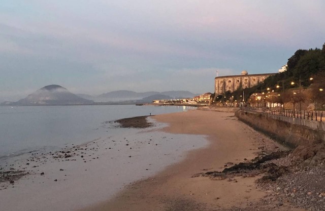 Homerez - Charming Apartment Santoña 1 m² Balcony