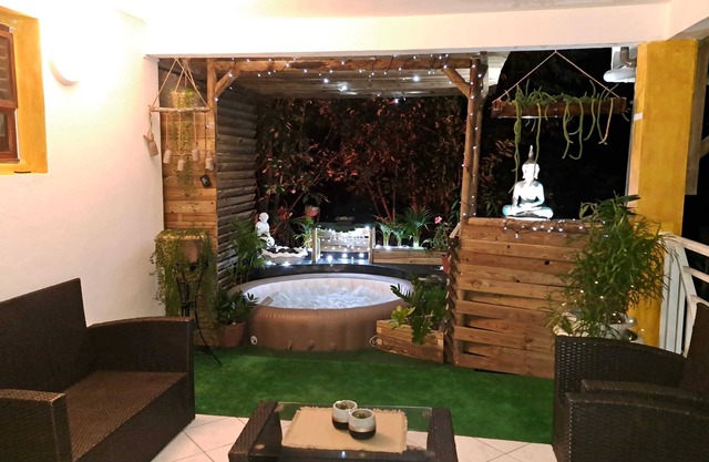 Homerez - Charming House in Le Vauclin with Mountain View