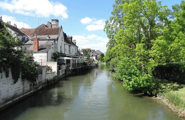 Homerez - Comfortable House in Loches + Spacious Garden