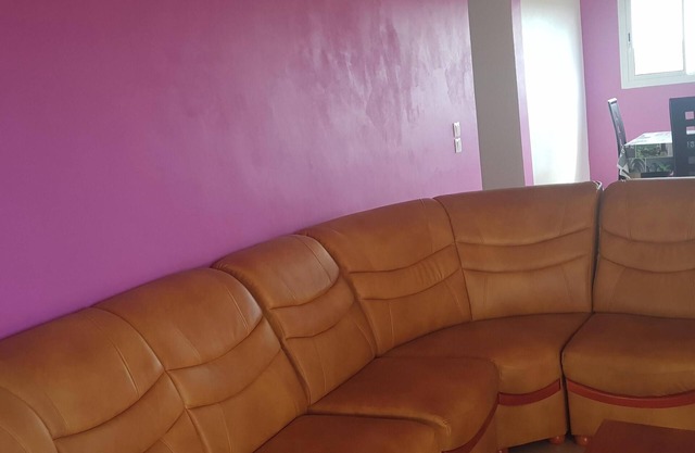 Homerez - Cozy House in Le Port, Sea View