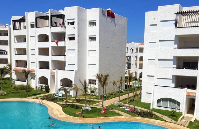 Homerez - Nice appartement 4 km away from the beach for 5 ppl. with shared pool