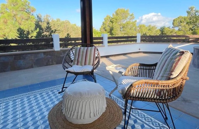 Homerez - Spacious appartement 3 km away from the beach for 2 ppl. with terrace