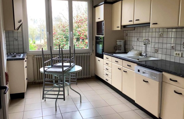 Homerez - Spacious house for 6 ppl. with garden at Val d'Oust