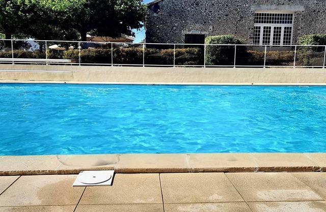 Homerez - Villa in Écuras with sauna