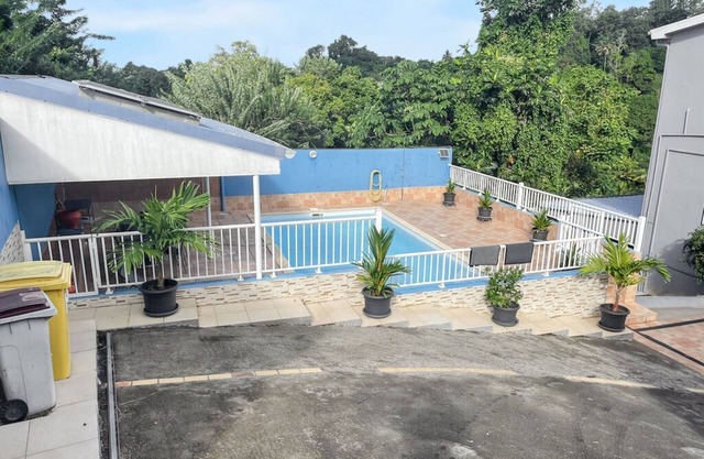 Homerez - Villa in Saint-Esprit