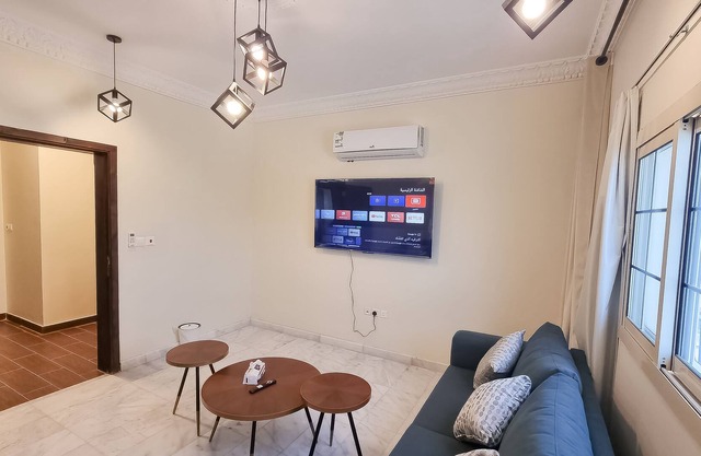 HOMETEL ALFAYSALIYAH