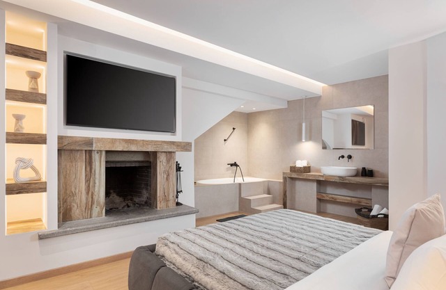 Honeymoon Suite by Mons Arachova