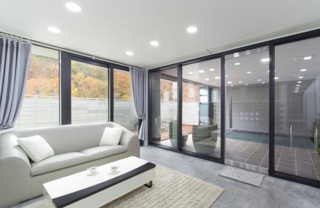 Hongcheon Uno House Pool Villa